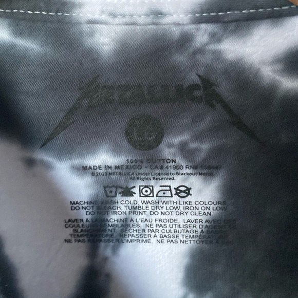 (A11) Metallica Ride the Lightning Short-sleeve Tee, Size Large, NWOT, Unisex - Picture 3 of 5